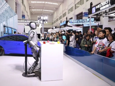 国内首个人形机器人产业链专业展 亚博人形机器人6月20日即将召开
