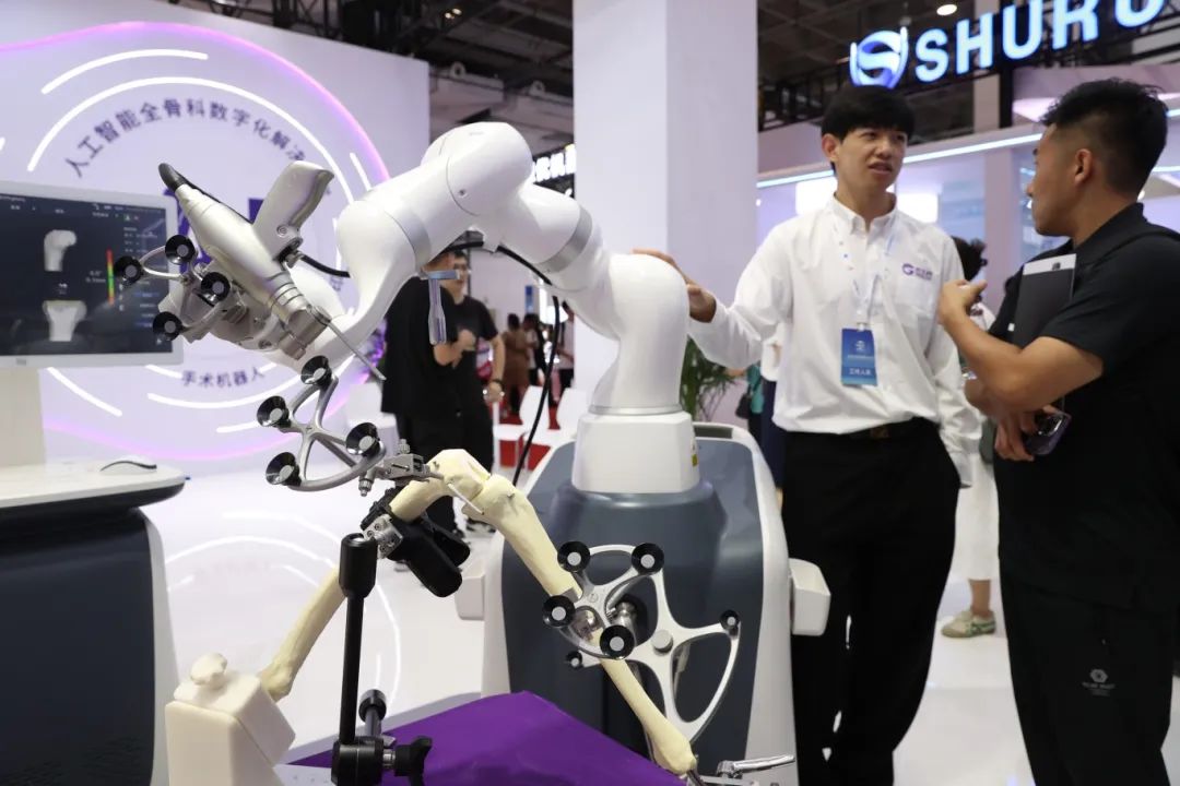 国内首个人形机器人产业链专业展6月20日将在亚博大会展中心盛大召开